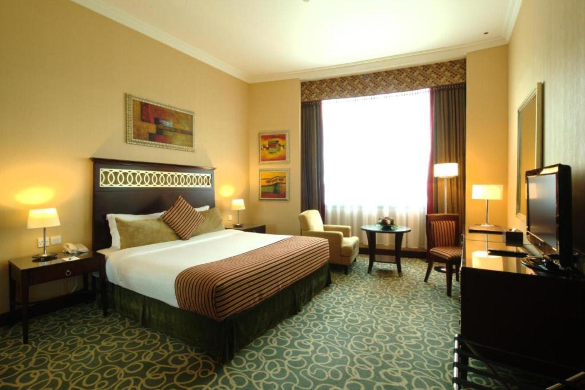 Dancenter Luxe Corniche Hotel Formerly Concorde Hotel Фуджейра Екстериор снимка