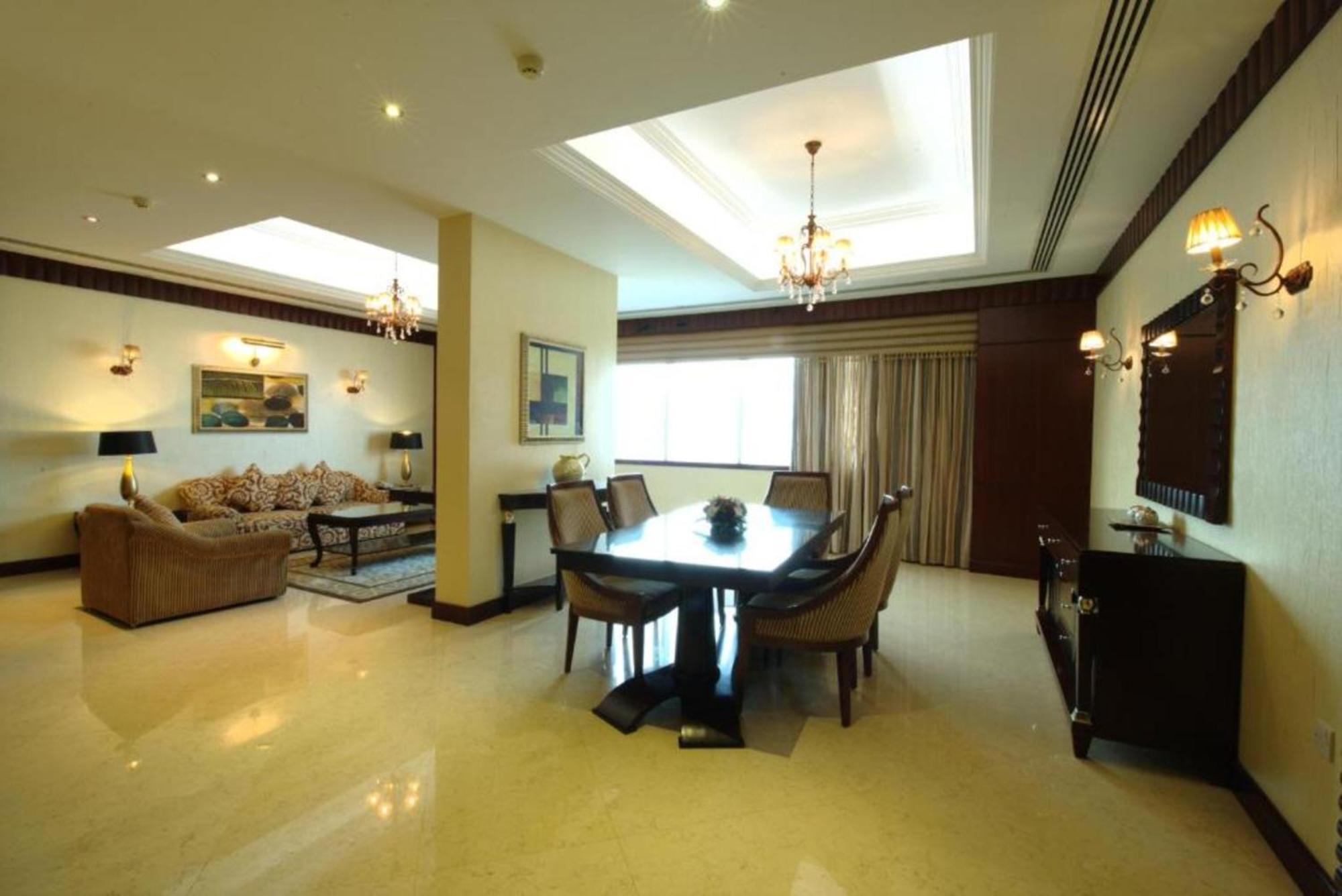 Dancenter Luxe Corniche Hotel Formerly Concorde Hotel Фуджейра Екстериор снимка