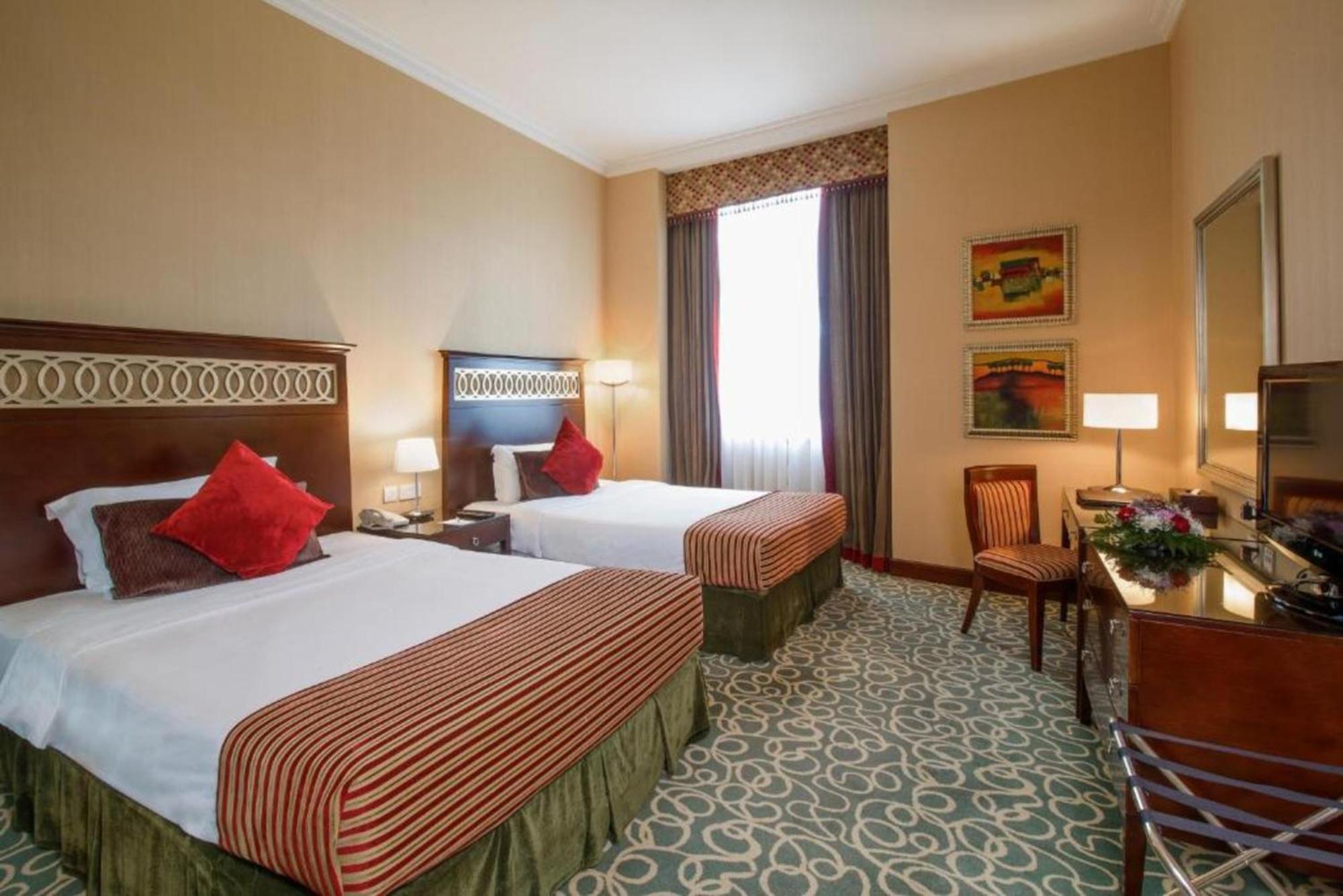 Dancenter Luxe Corniche Hotel Formerly Concorde Hotel Фуджейра Екстериор снимка