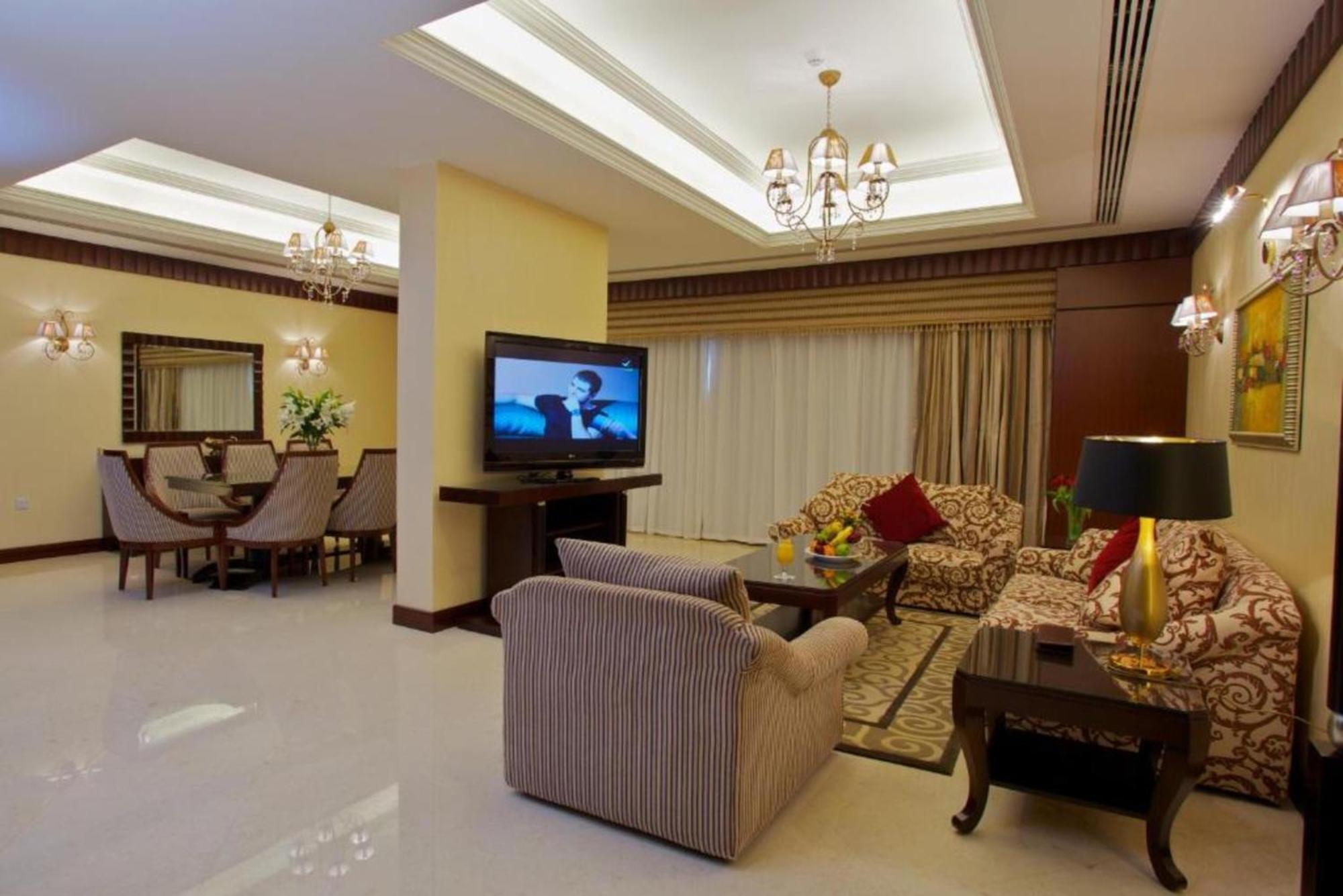 Dancenter Luxe Corniche Hotel Formerly Concorde Hotel Фуджейра Екстериор снимка